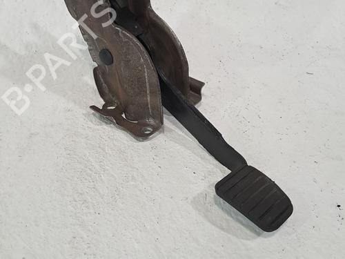 Used Break pedal DACIA DOKKER Express Box Body/MPV 1.5 dCi (FEAJ) (90 hp) 28037527