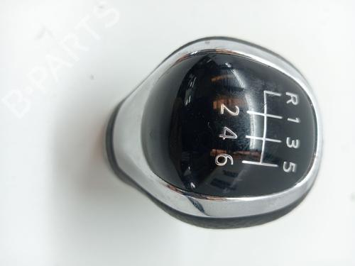 Used Shift knob NISSAN NAVARA NP300 Platform/Chassis (D23) 2.3 dCi 4x4 (163 hp) 23285588