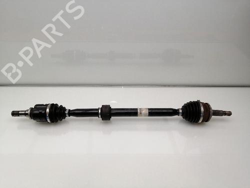 Used Right front driveshaft TOYOTA AURIS (_E18_) 1.6 (ZRE181_, ZRE185_, ZRE185R, ZRE181R) (132 hp) 26147056