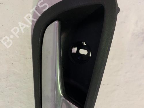 Maniglia interna anteriore destra Maniglia interna anteriore destra FORD FOCUS III 1.6 EcoBoost (150 hp) 37288724 37288724