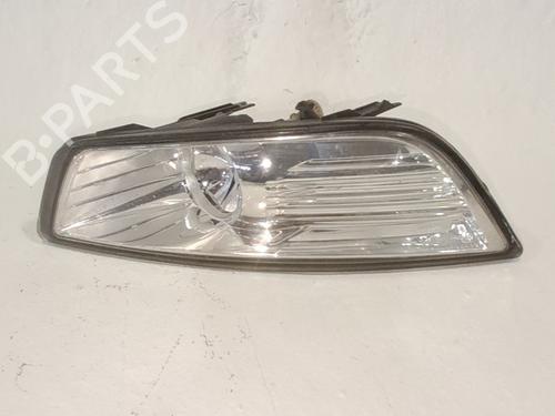 Used Right front fog light Right front fog light 38990538 38990538