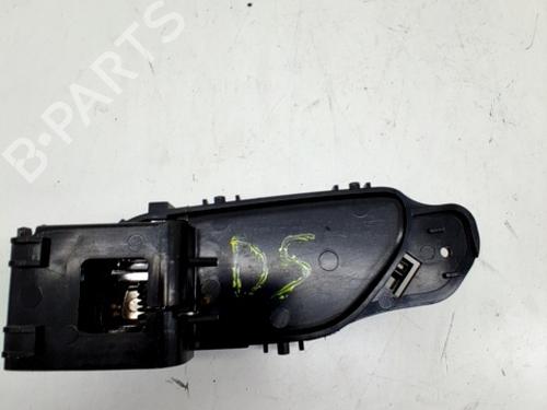 Używane Klamka wewnętrzna drzwi tylnych prawych SSANGYONG RODIUS II 2.0 Xdi (155 hp) 29991877