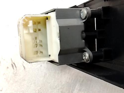 Left front window switch TOYOTA YARIS (_P9_) 1.4 D-4D (NLP90_, NLP90R) | BP35771775I27 - Image 2
