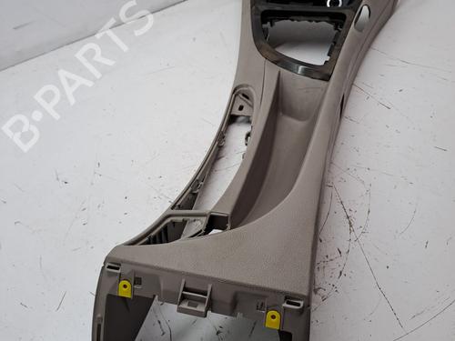 Used Armrest / Center console BMW 1 Convertible (E88) 120 i (170 hp) 23944993