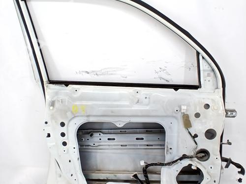 Used Left front door NISSAN X-TRAIL II (T31) 2.0 dCi 4x4 (150 hp) 30622145