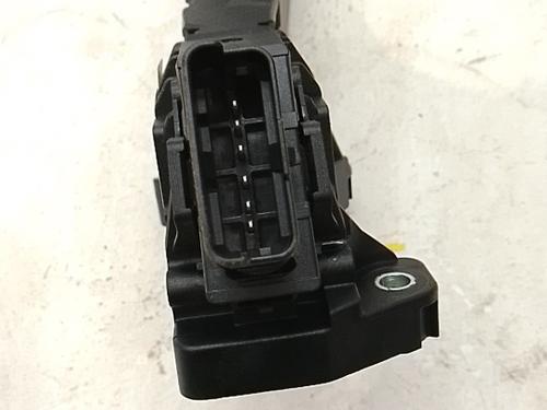 Pedal OPEL CORSA F (P2JO) 1.2 (68) | BP40549291I4 - Image 3