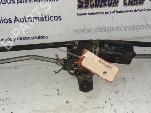Used Front wiper motor RENAULT RAPID Box Body/MPV (F40_, G40_) 1.6 D (F404) (55 hp) 27274068