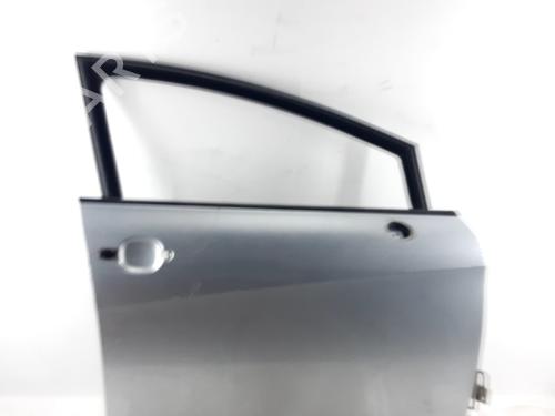 Used Right front door Right front door 38437511 38437511