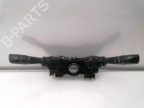 Used Switch TOYOTA HILUX VIII Pickup (_N1_) 2.4 D 4WD (GUN125_, GUN125R) (150 hp) 27461676