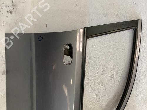 Used Right front door Right front door 38416037 38416037