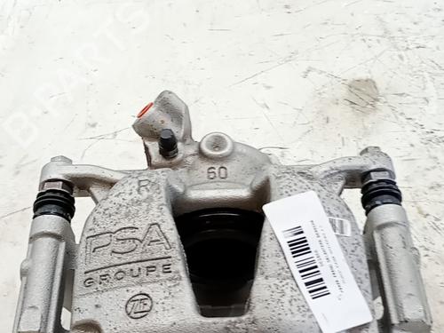 Used Right front brake caliper Right front brake caliper 38417317 38417317