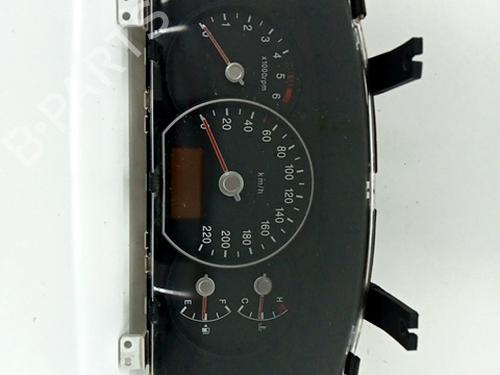 Used Instrument cluster KIA CARENS III MPV (UN) 2.0 CRDi 140 (140 hp) 29990939