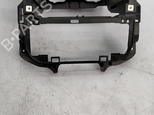 Used Middle console Middle console RENAULT TRAFIC III Van (FG_) 1.6 dCi 120 (FGMB, FGMC) (120 hp) 36523943 36523943