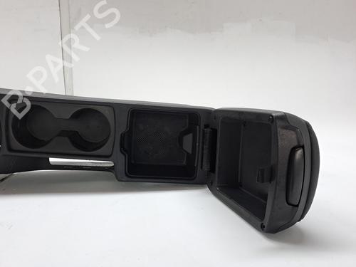 Armrest / Center console VOLVO C30 (533) 1.8 | BP25458793I20 
