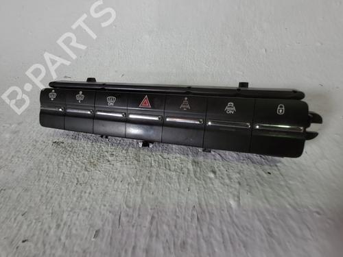 Used Warning switch Warning switch PEUGEOT 5008 (0U_, 0E_) 2.0 HDi 150 / BlueHDi 150 (150 hp) 39400328 39400328