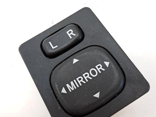 Used Mirror switch TOYOTA YARIS (_P13_) 1.5 Hybrid (NHP130_, NHP130) (101 hp) 23363209