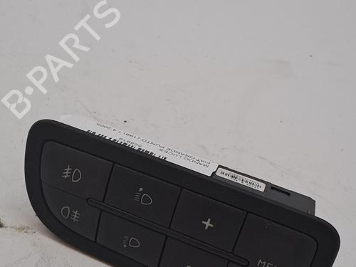 Used Headlight switch FIAT GRANDE PUNTO (199_) 1.4 16V (199BXG1B, 199AXG1B) (95 hp) 23370371