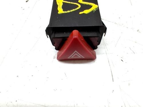 Warning AUDI A3 (8L1) 1.9 TDI (90 hp) 30920195