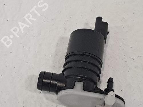 Used Washer pump RENAULT CAPTUR II (HF_) TCe 140 (HFN0) (140 hp) 25834316