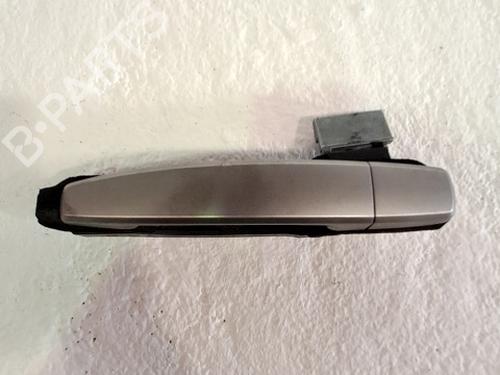 Poignée extérieure arrière gauche CHEVROLET CAPTIVA (C100, C140) 2.2 D 4WD (184 hp) 31369640