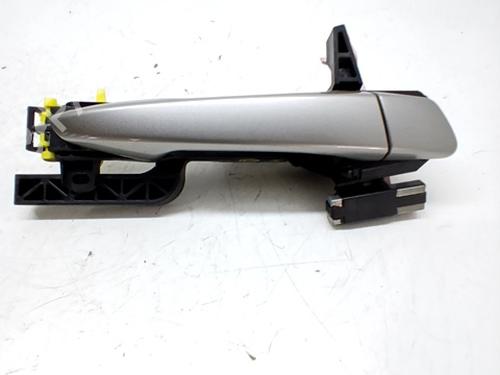 Used Rear right exterior door handle LEXUS CT (ZWA10_) 200h (ZWA10_, ZWA10R) (136 hp) 30337246