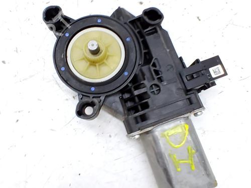 Used Left front window motor Left front window motor VW AMAROK (2HA, 2HB, S1B, S6B, S7A, S7B, AGD) 2.0 BiTDI (163 hp) 33771562 33771562
