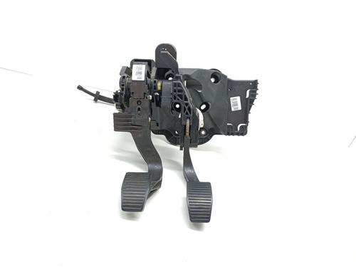 Used Clutch pedal FIAT TIPO Saloon (356_, 357_) 1.6 D (356SXG1B) (120 hp) 25987301