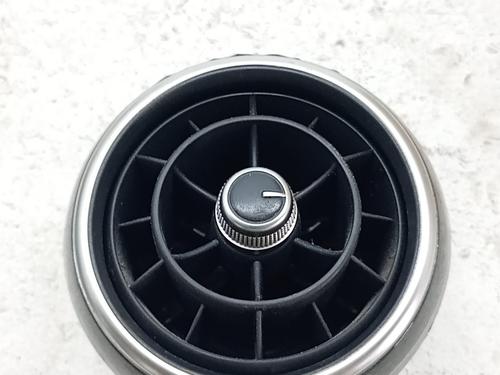Difusor / Saída de ar Difusor / Saída de ar 38990340 38990340