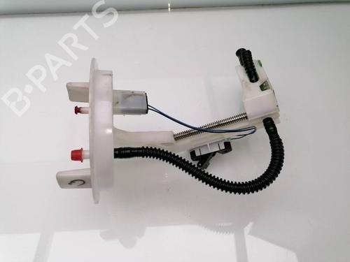 Used Fuel pump MERCEDES-BENZ C-CLASS (W204) C 200 CDI (204.001) (136 hp) 23651314