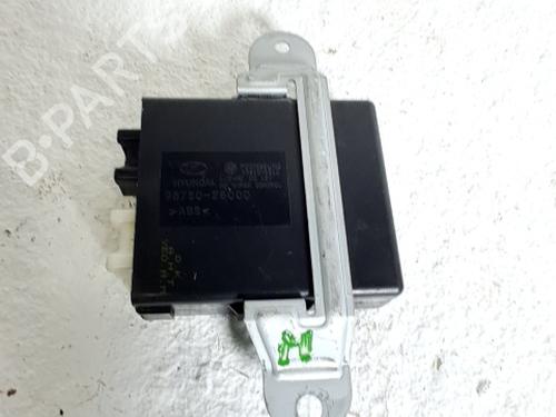Electronic module HYUNDAI SANTA FÉ I (SM) 2.0 CRDi 4x4 | BP29992566M83 