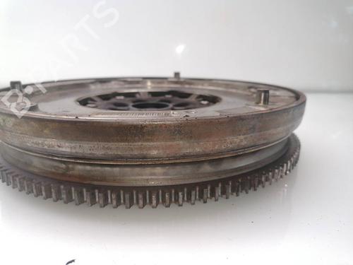 Volano BMW 3 Touring (F31) 318 d (143 hp) 26315162