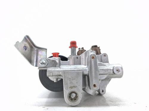 Brake master cylinder TOYOTA YARIS (_P13_) 1.5 Hybrid (NHP130_, NHP130) | BP28958557M77 