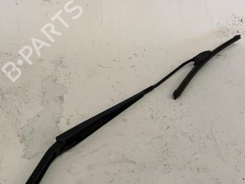Used Front windshield wiper arm Front windshield wiper arm 37224400 37224400