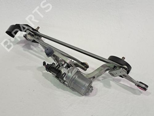 Used Front wiper motor TOYOTA YARIS (_P21_, _PA1_, _PH1_) 1.5 Hybrid (MXPH10, MXPH11) (116 hp) 24848820