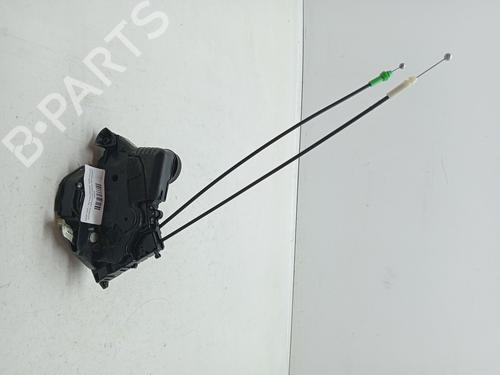Used Front right lock TOYOTA YARIS (_P9_) 1.3 VVT-i (SCP90_, SCP90R) (87 hp) 23356179