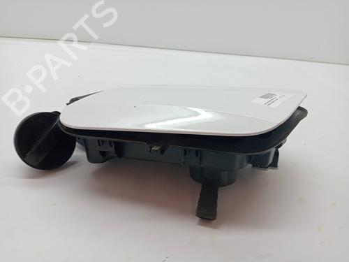 Used Fuel flap PEUGEOT 2008 II (UD_, US_, UY_, UJ_, UR_, UC_) 1.2 PureTech 100 (USHNK) (101 hp) 23346158