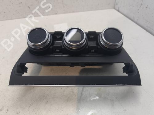climate-control-renault-clio-v-b7_-2019-27525216 main image