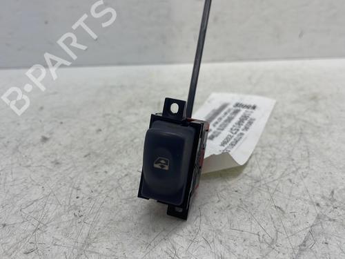 Used Right front window switch RENAULT ESPACE III (JE0_) 2.2 12V TD (JE0E, JE0H, JE0P) (113 hp) 31591800