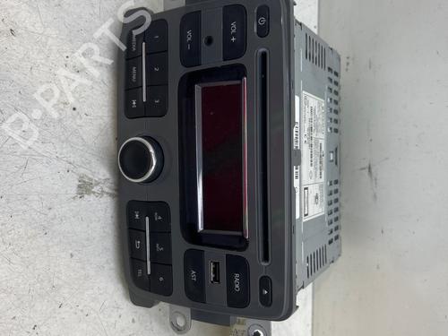 Radio RENAULT CAPTUR I (J5_, H5_) 0.9 TCe 90 | BP37021740E6 - Image 4