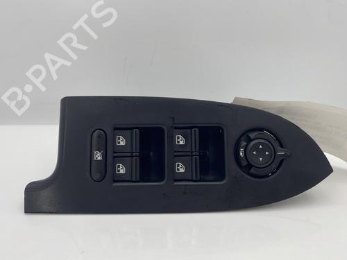left-front-window-switch-alfa-romeo-giulietta-940_-2010-2011-2012-2013-2014-2015-2016-2017-2018-2019-2020-32274443 main image