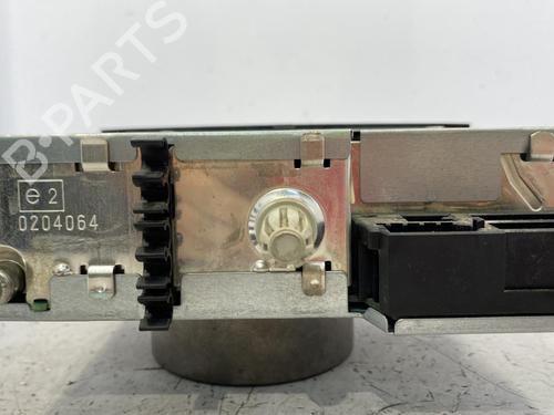 Used Radio Radio 22828143 22828143