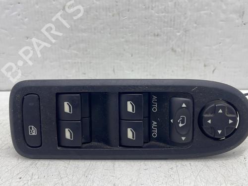 Used Left front window switch Left front window switch CITROËN C3 II (SC_) [2009-2026] 31916657 31916657