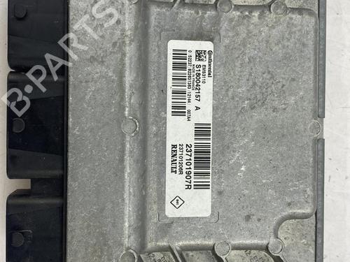 Engine control unit (ECU) RENAULT CLIO III (BR0/1, CR0/1) 1.2 16V (BR02, BR0J, BR11, CR02, CR0J, CR11) | BP22821797M57 