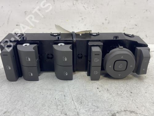 Used Left front window switch KIA EV3 EV (204 hp) 30088291