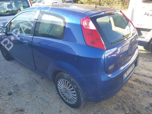 Gebruikte FIAT GRANDE PUNTO (199_) 1.3 D Multijet (75 hp) 4377157 Onderdelen