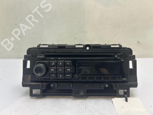 Used Radio Radio 22821153 22821153