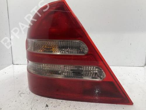 Used Left taillight MERCEDES-BENZ C-CLASS (W203) C 220 CDI (203.006) (136 hp) 22837462