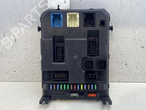 Used Fuse box CITROËN C3 II (SC_) 1.4 HDi 70 (SC8HZC, SC8HR0, SC8HP4) (68 hp) 27525201
