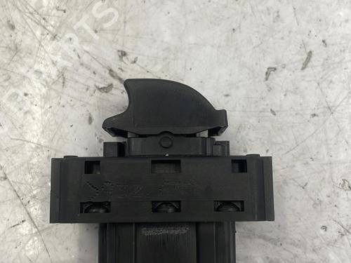 Right front window switch CITROËN DS3 (SA_) 1.6 THP 155 | BP22830792I26 - Image 4