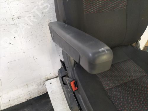 Used Left front seat Left front seat PEUGEOT BOXER Van 2.0 BlueHDi 130 (130 hp) 33009860 33009860